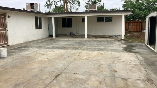 3304 Bucknell St in Bakersfield, CA - Building Photo - Building Photo