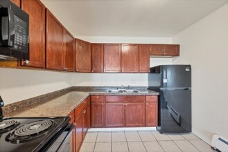 Del Mar Garden in Aurora, CO - Foto de edificio - Building Photo