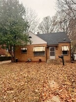 414 N Johnston Ave in Rockford, IL - Building Photo