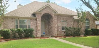 5414 Carrington Dr in Richardson, TX - Building Photo