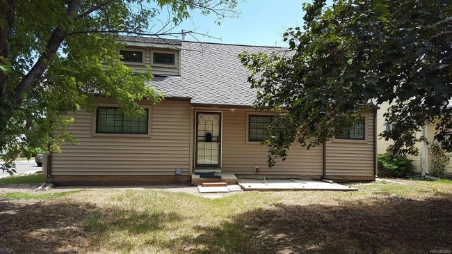 property at 1186 Rosemary St