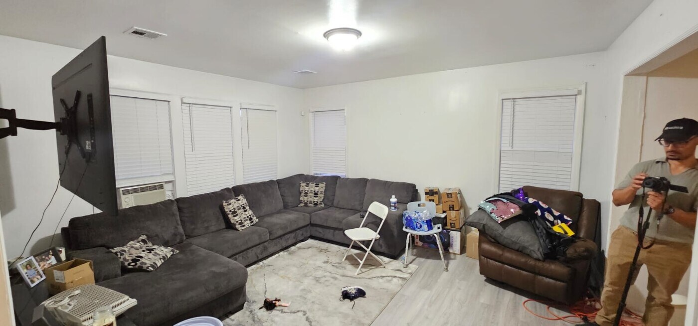 157 N 15th St, Unit 2 in Bloomfield, NJ - Building Photo