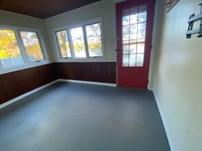 110 Great Hill Pond Rd in Portland, CT - Foto de edificio - Building Photo