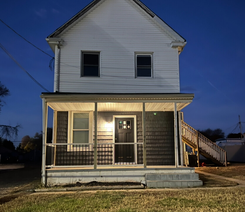 135 Roosevelt Ave, Unit A in Dover, DE - Building Photo