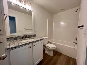 6808 NW Trevy St in Bentonville, AR - Building Photo - Building Photo
