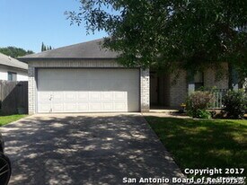 1012 Sycamore Dr in Schertz, TX - Building Photo