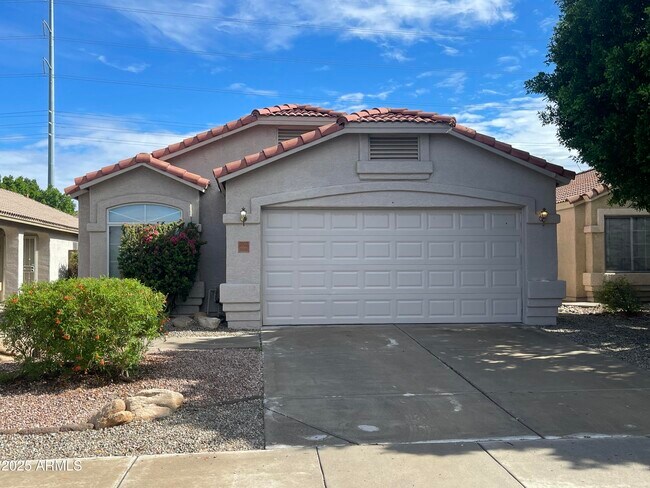 property at 2012 E Villa Theresa Dr