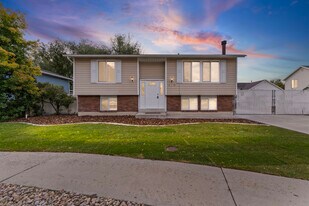 470 75 W in Springville, UT - Building Photo