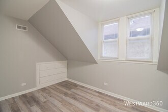 501 W Diversey Pkwy in Chicago, IL - Building Photo - Building Photo