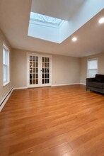 3933 James St, Unit 2nd Floor in Drexel Hill, PA - Foto de edificio - Building Photo