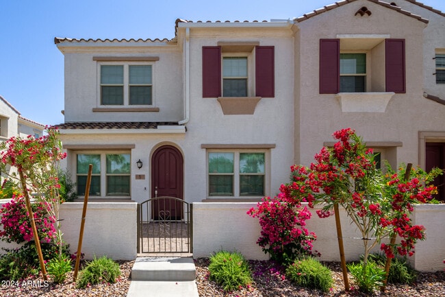 4077 S Sabrina Dr