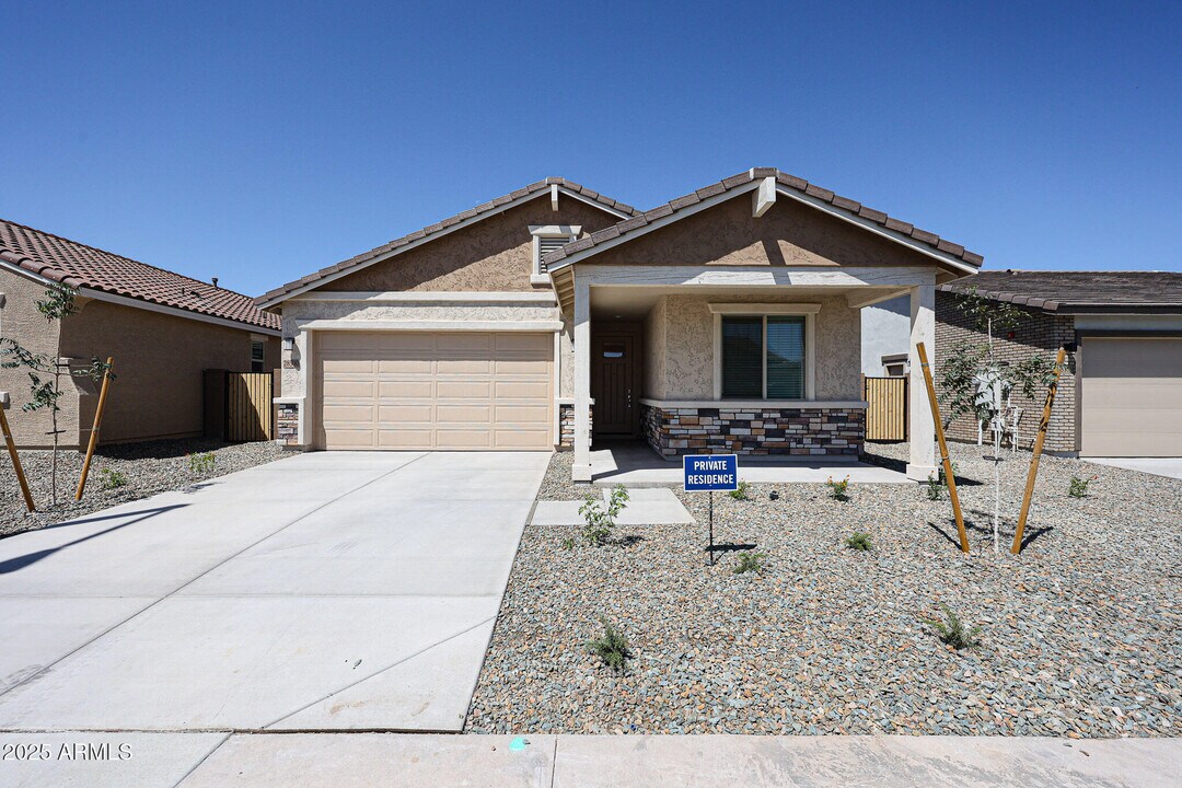 28500 N 134th Ave in Peoria, AZ - Building Photo