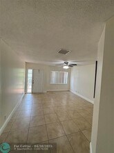 11400 NW 45th St in Coral Springs, FL - Building Photo - Building Photo