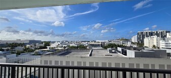 1800 Collins Ave in Miami Beach, FL - Building Photo