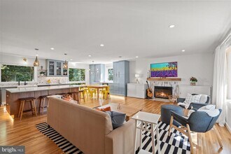 6123 Beech Tree Dr in Alexandria, VA - Building Photo - Building Photo