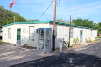 Taylor Oaks RV & Mobile Home Park in Rockport, TX - Foto de edificio - Building Photo