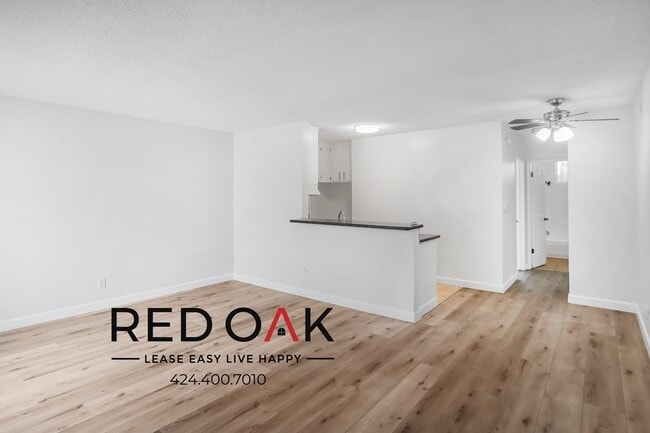 property at 1545 N Bronson Ave