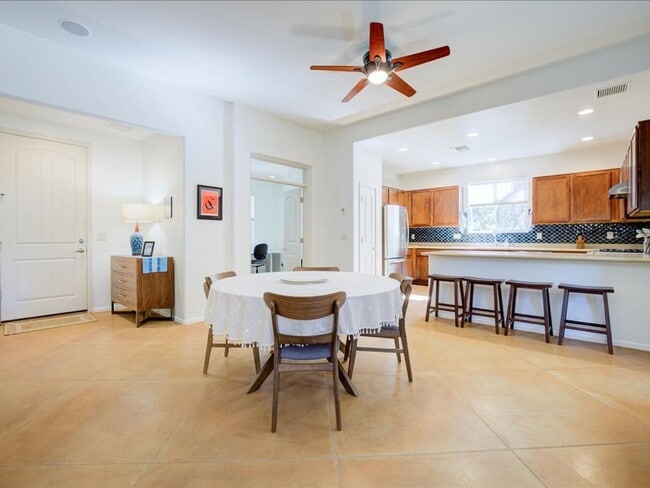 10570 E Eleanor Maldonado Pl in Tucson, AZ - Building Photo - Building Photo