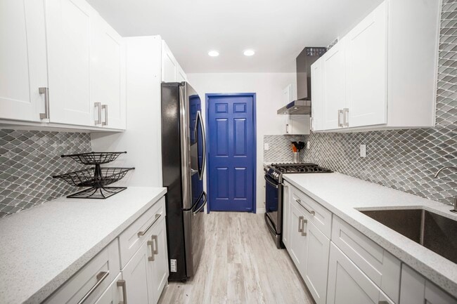 property at 20651 Roscoe Blvd