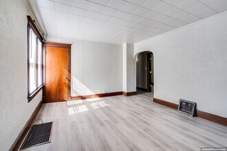 1901 S Jefferson St in Appleton, WI - Foto de edificio - Building Photo