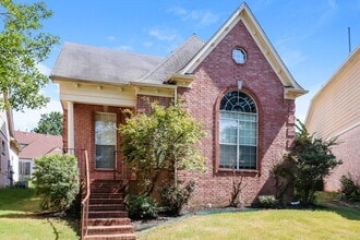 8725 Rogers Park Ave in Memphis, TN - Building Photo - Building Photo