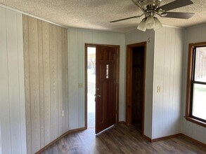 633 Jackson St in Perry, OK - Building Photo - Building Photo