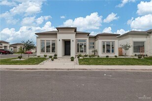 27 Viola St in Mission, TX - Building Photo