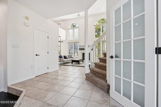211 Piper's Landing Ct in Holmdel, NJ - Building Photo - Building Photo
