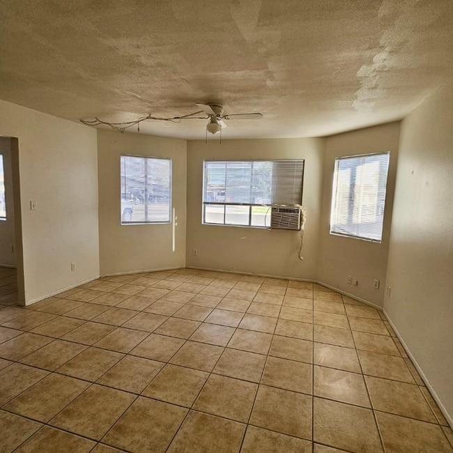 property at 2410 W Sierra St