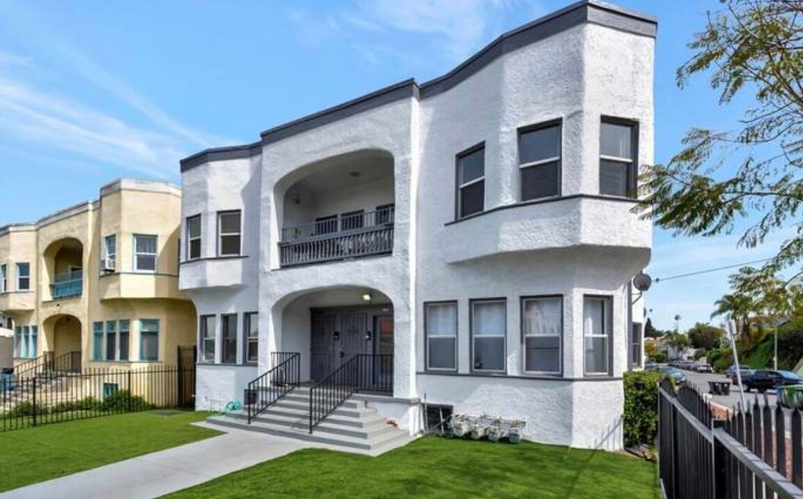 1824 S Highland Ave in Los Angeles, CA - Foto de edificio