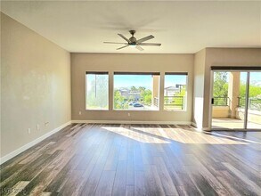 10809 Garden Mist Dr in Las Vegas, NV - Building Photo - Building Photo