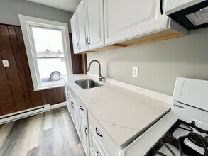12 Burleson Ln in Griswold, CT - Building Photo - Building Photo