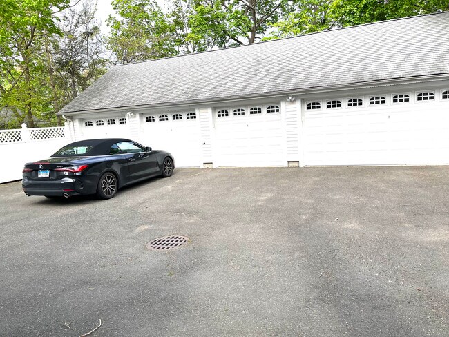 604 Orange St in New Haven, CT - Building Photo - Building Photo