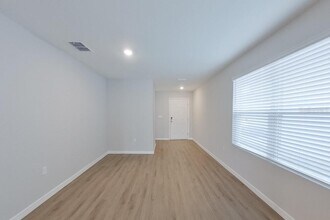 8620 SW 43rd Ter in Ocala, FL - Building Photo - Building Photo