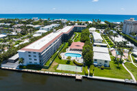 Penthouse Delray in Delray Beach, FL - Foto de edificio - Building Photo