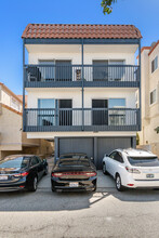 850 Loma Dr in Hermosa Beach, CA - Building Photo - Building Photo