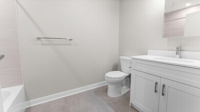 475 Communipaw Ave in Jersey City, NJ - Building Photo - Building Photo