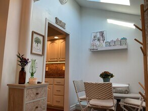 751 Long Hill Rd in Middletown, CT - Building Photo - Building Photo