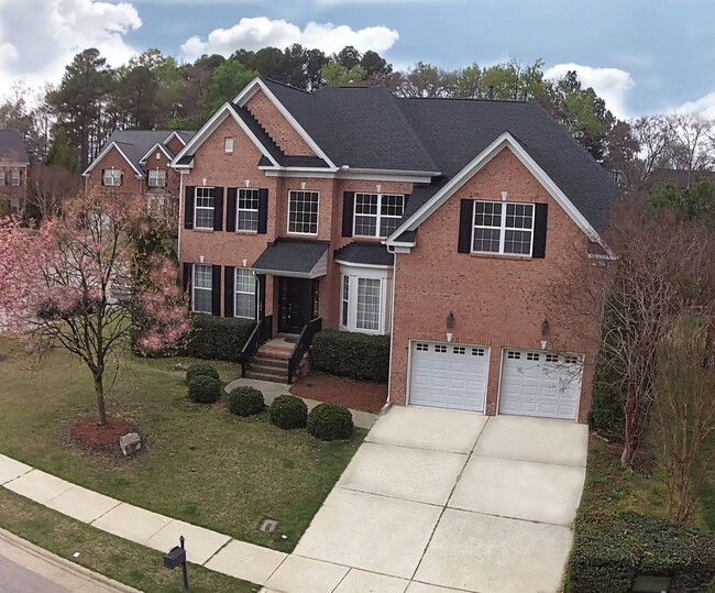 property at 208 Oak Harbor Ln