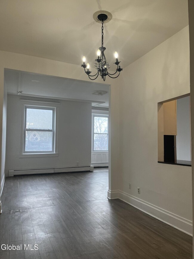 9 St Joseph's Terrace in Albany, NY - Building Photo - Building Photo