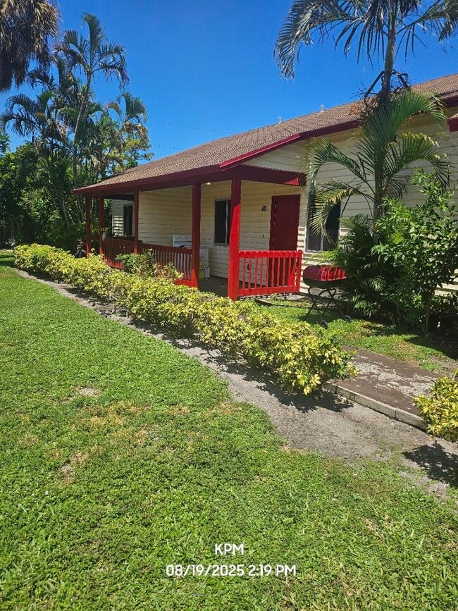 property at 1305 Rosewood Villa Ln