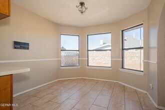11241 Beach Front Dr in El Paso, TX - Building Photo - Building Photo