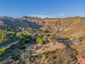 34136 Mulholland Hwy in Malibu, CA - Building Photo - Building Photo