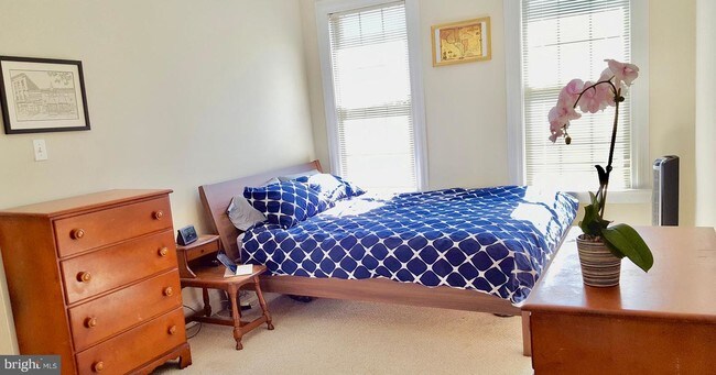 1401 Columbia Rd NW-Unit -418 in Washington, DC - Building Photo - Building Photo