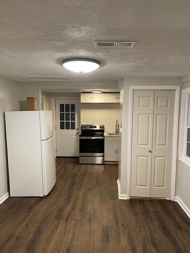 4912 Furnace Ln in Salem, VA - Building Photo - Building Photo