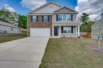 242 Carrington Dr in Lugoff, SC - Building Photo - Building Photo