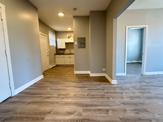 5645-5657 W Washington Blvd in Chicago, IL - Foto de edificio - Building Photo