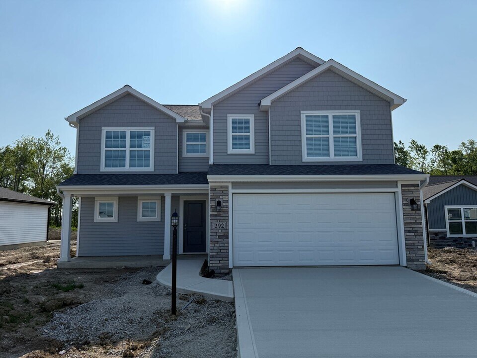 292 Myaka Peak Pass in Fort Wayne, IN - Building Photo
