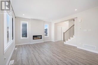 332 Peninsula Rd in Ottawa, ON - Building Photo - Building Photo