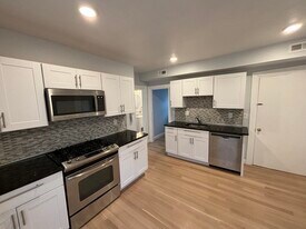 2207 Dorchester Ave, Unit 1 in Boston, MA - Building Photo